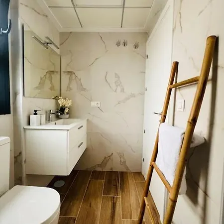 Apartment Luxe Met Zwembad *