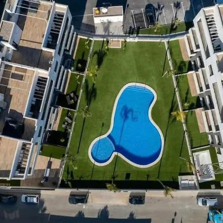 Apartment Luxe Met Zwembad *
